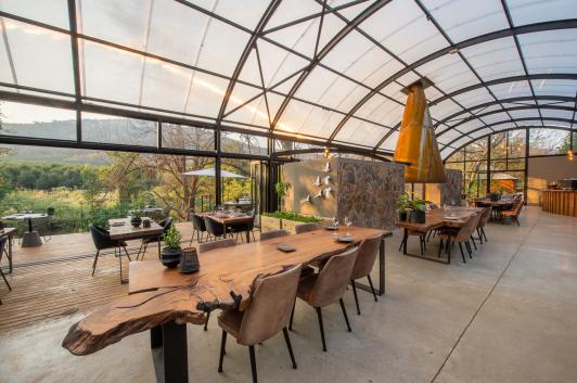 Lowveld Living features the New River Café